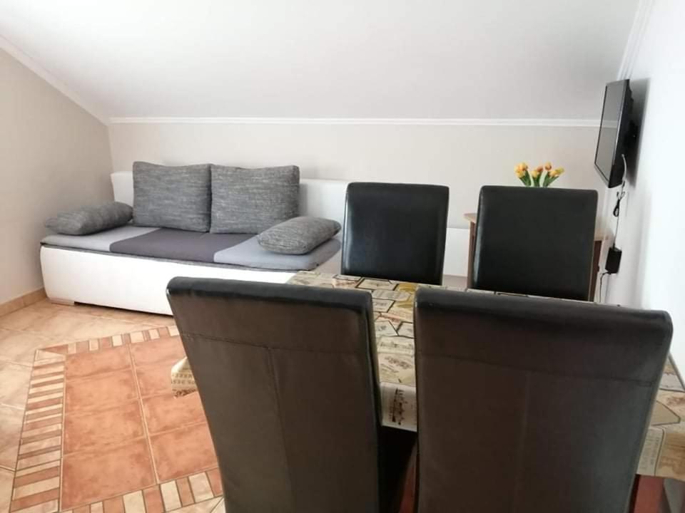 Laci Apartament