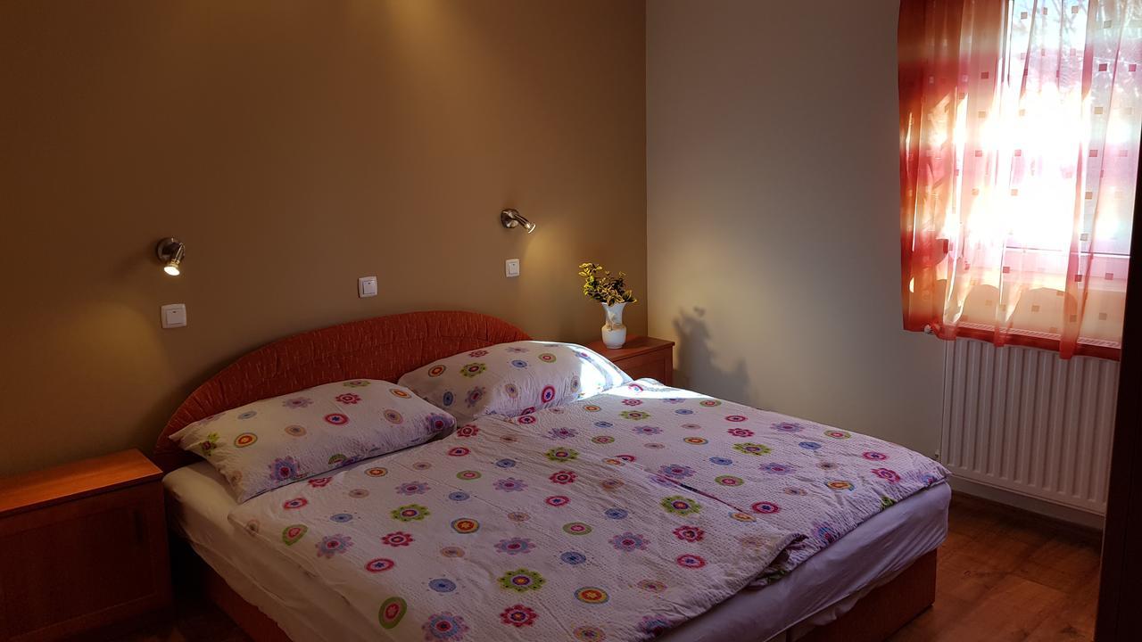 Laci Apartment
