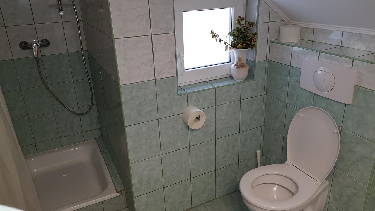 Apartment Laci *